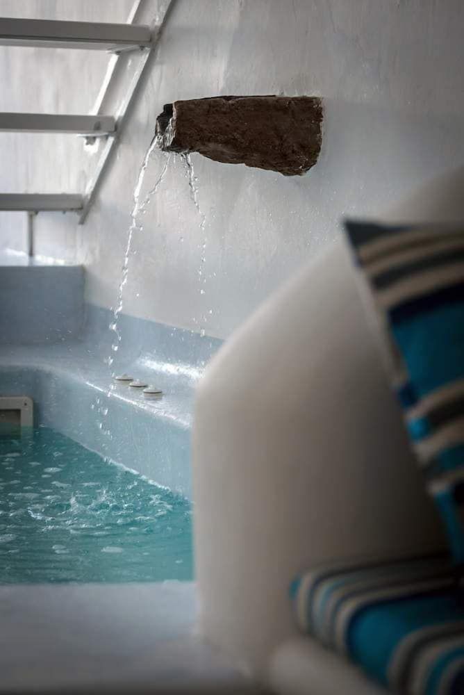 Fira white residence Deluxe Villa, 2 Bedrooms, Jetted Tub (Caldera View) 28