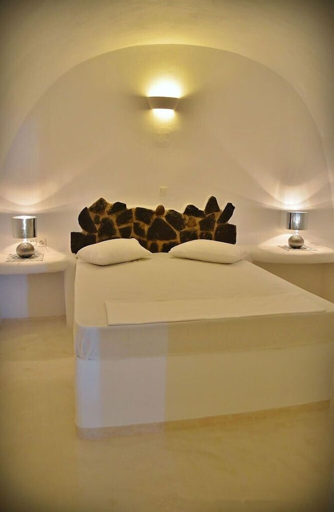 Fira white residence Deluxe Villa, 2 Bedrooms, Jetted Tub (Caldera View)