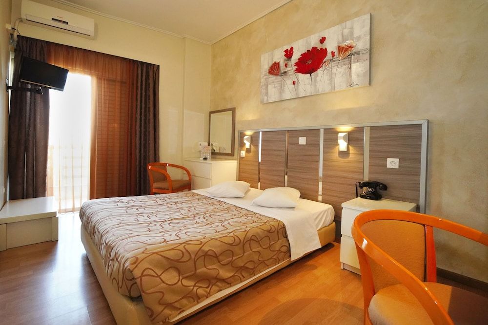 Hotel Socrates Double Room 18