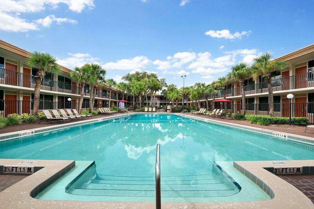 undefined Ramada by Wyndham Kissimmee Gateway