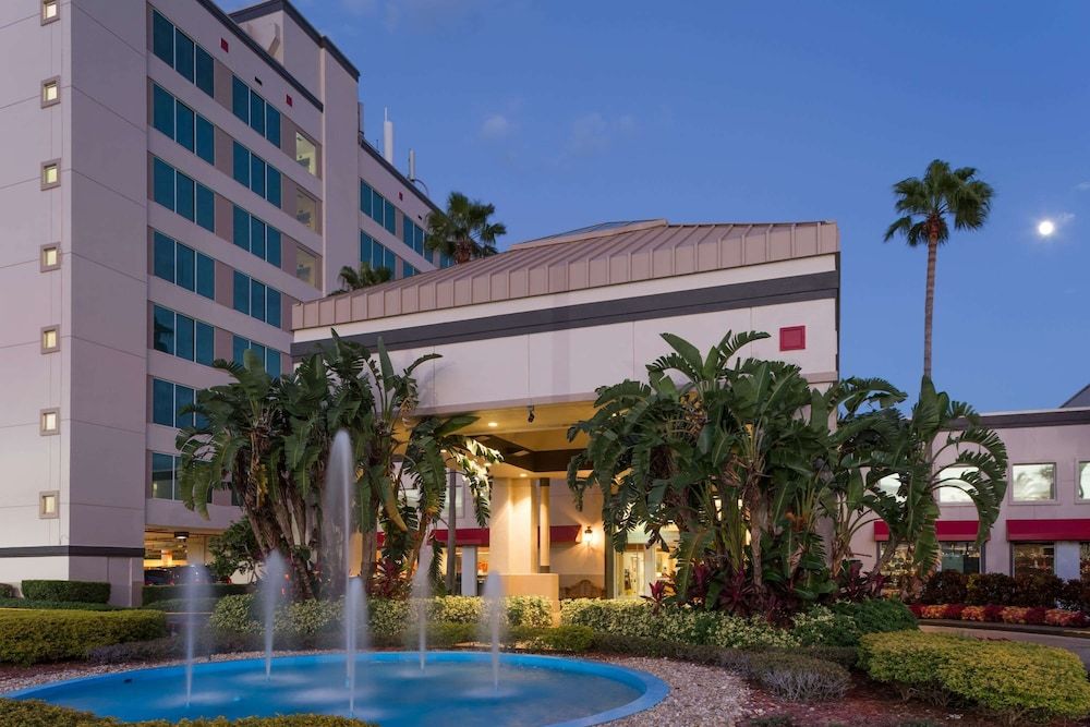 undefined Ramada by Wyndham Kissimmee Gateway 8