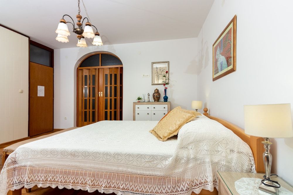 Apartments Cordis Comfort Apartment, Balcony, Pool View (1 Double Bed) 3