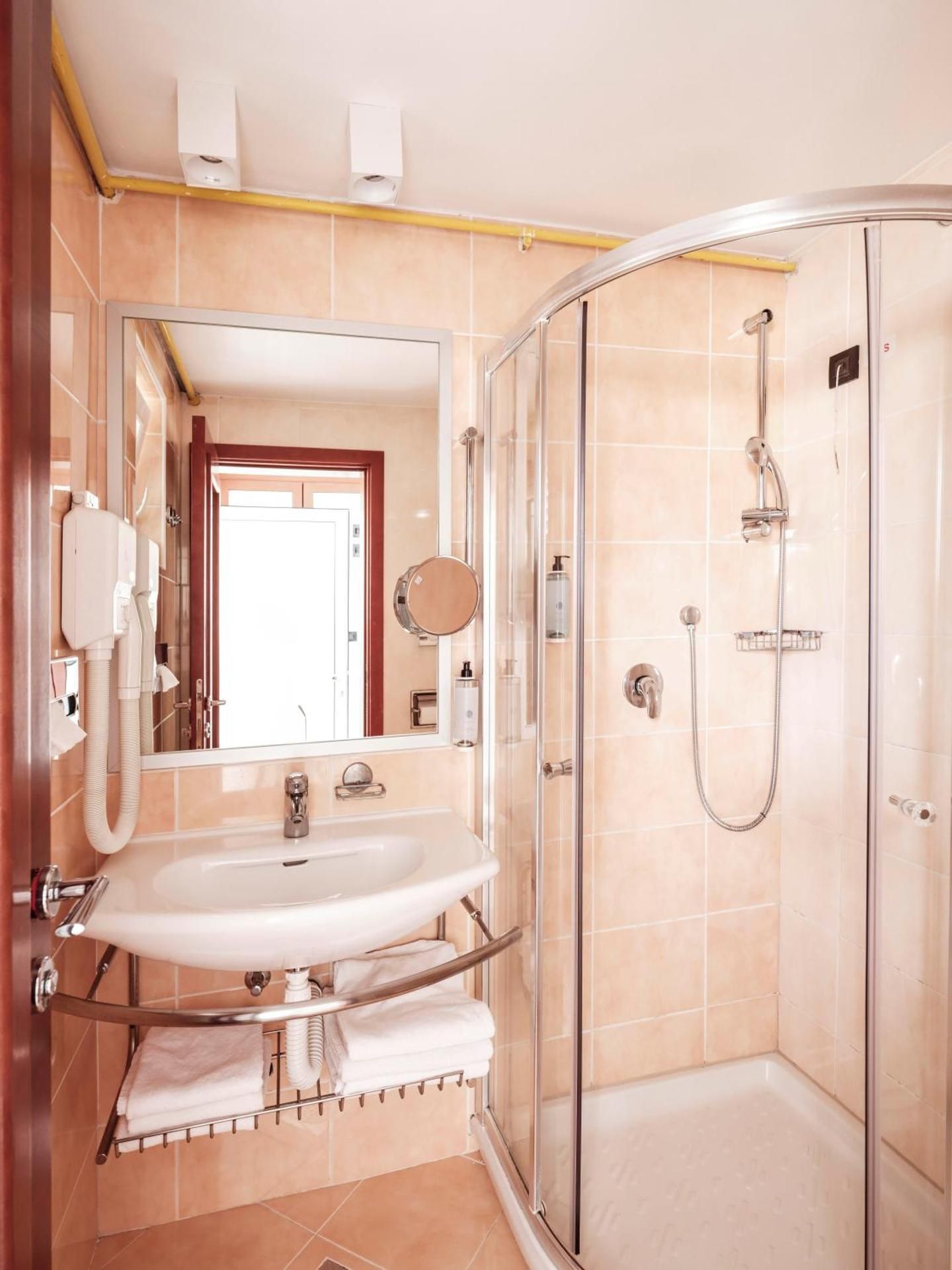 Comfort Studio (2 Adults)