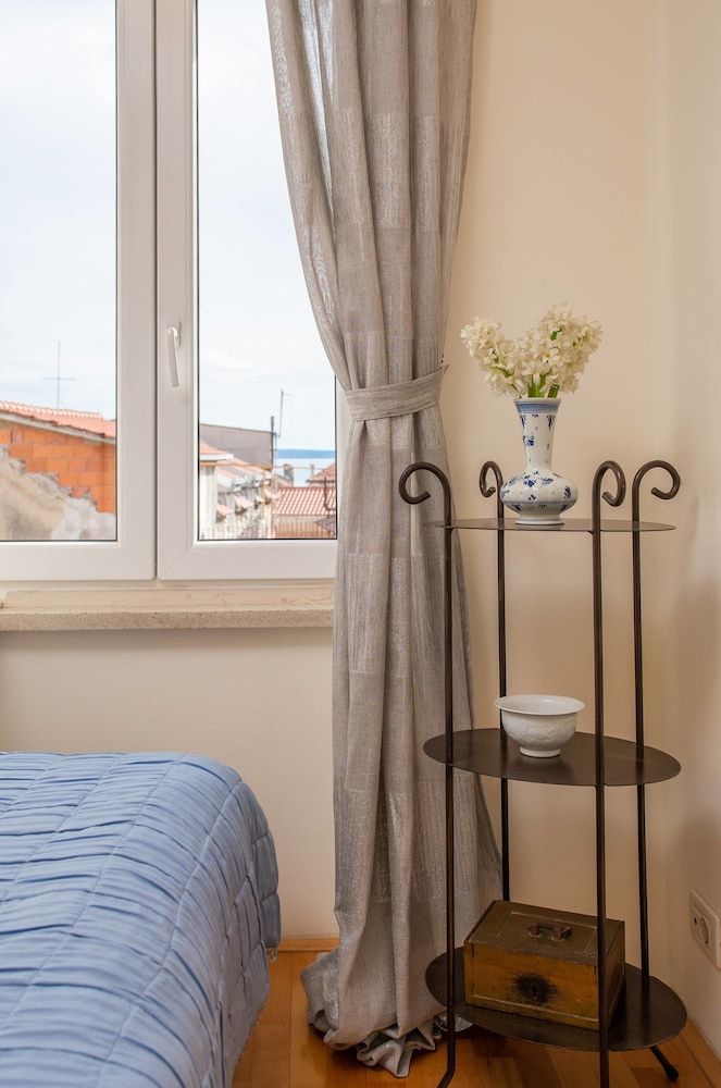 Zephyrus Boutique Accommodation Comfort Apartment, 2 Bedrooms, Terrace 8