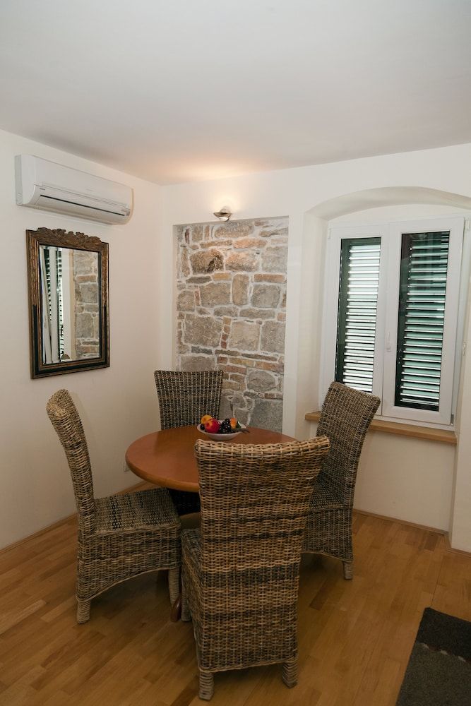 Zephyrus Boutique Accommodation Comfort Apartment, 2 Bedrooms, Terrace 10