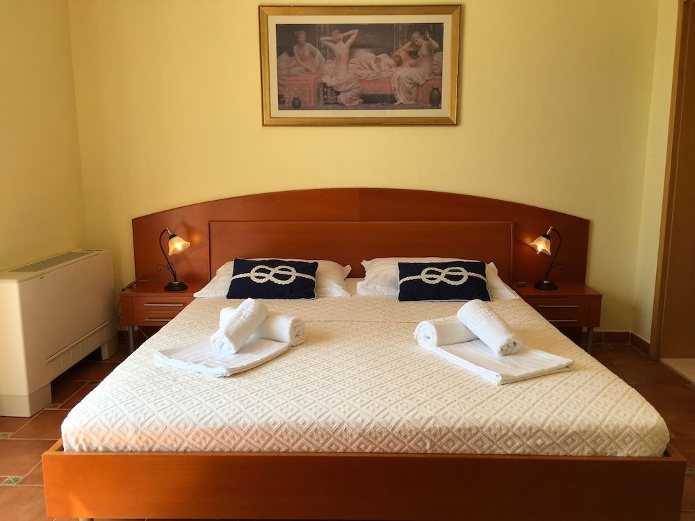 Comfort Apartment, 1 Bedroom, Terrace, Sea View (Koralj)