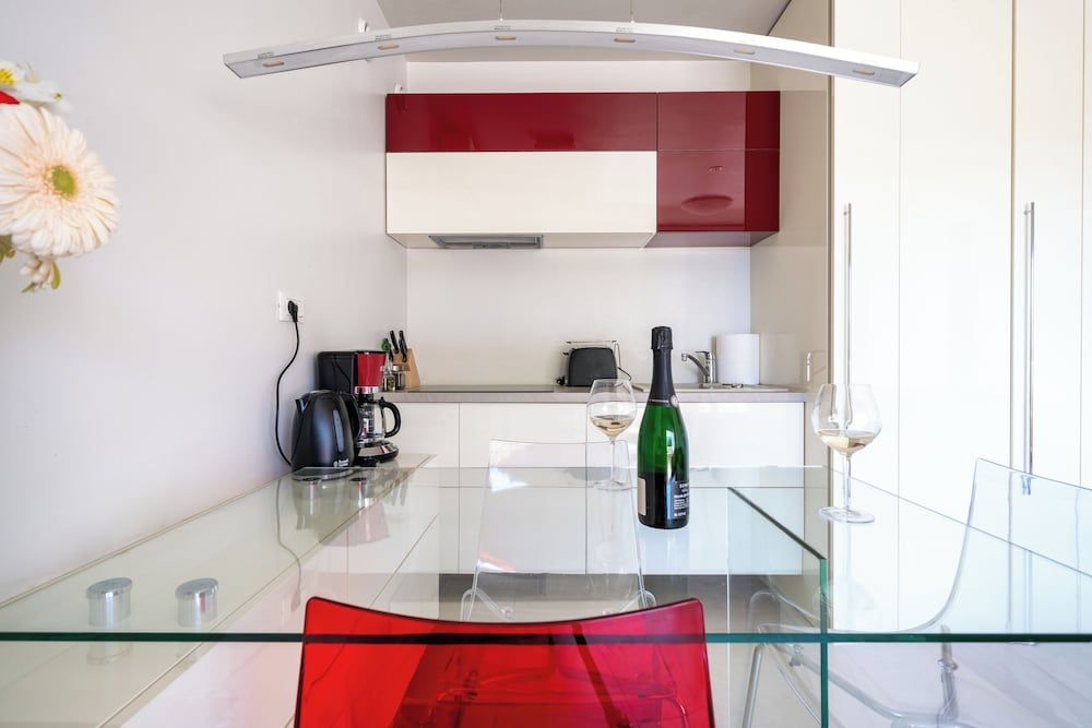 undefined Palace Lidija 6