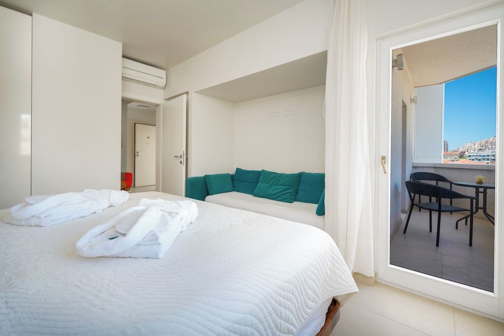 Palace Lidija Apartment, 1 Bedroom, Mountain View 4