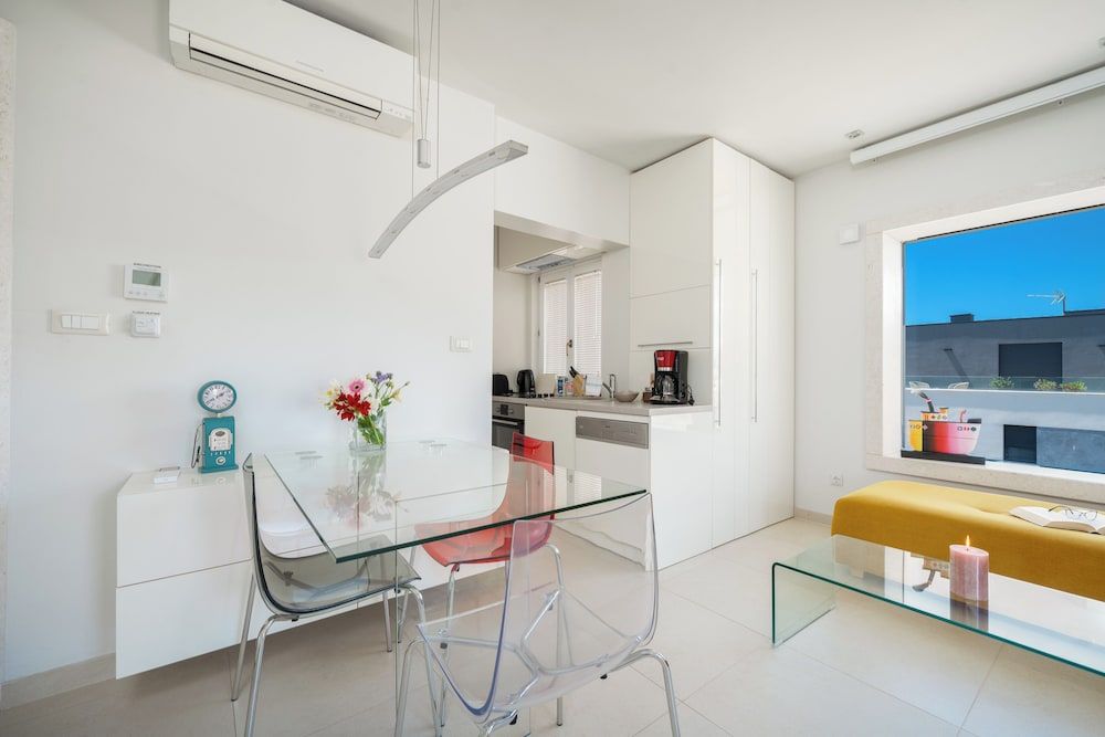 undefined Palace Lidija 8