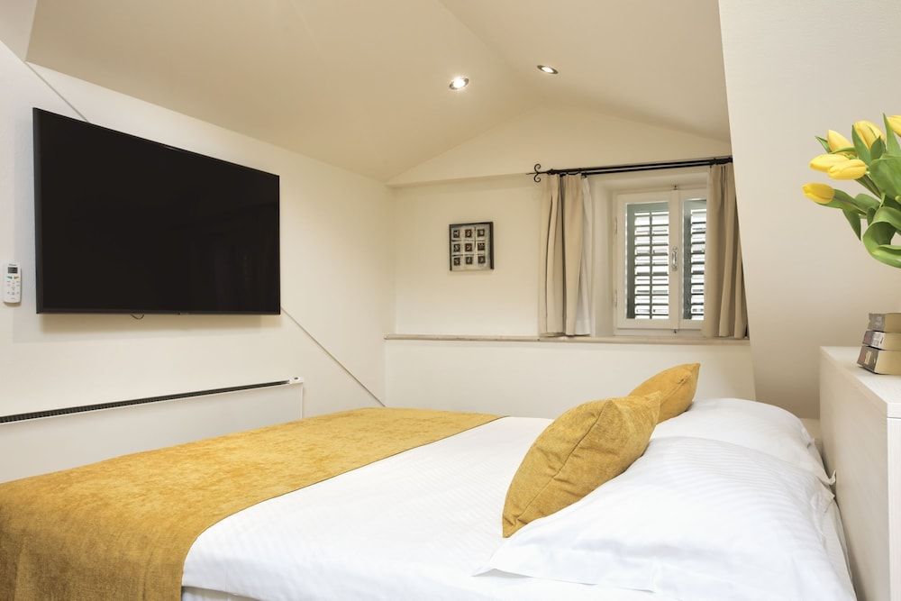 Palmotta Palace 4* Superior Apartment, 1 Bedroom