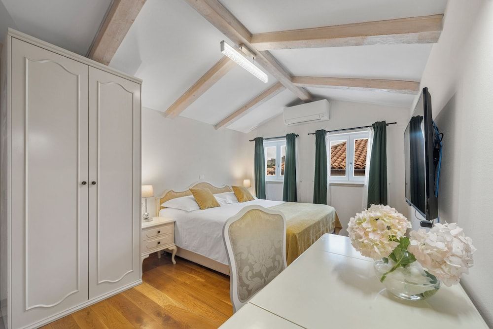 Palmotta Palace 4* Studio Suite