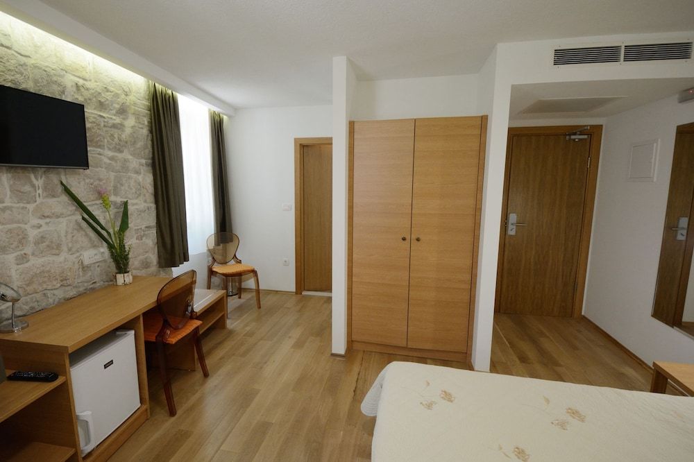 undefined Villa Desideria 8