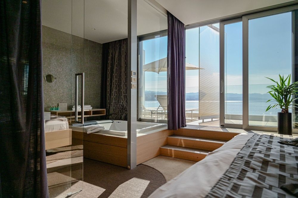 Bevanda Hotel & Restaurant - Unique Adriatic Deluxe Suite, Jetted Tub, Sea View 6