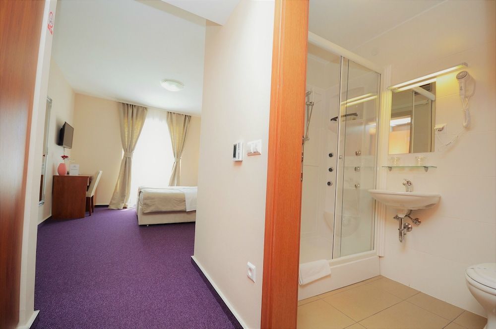 Hotel Stella Maris Standard Double or Twin Room 5