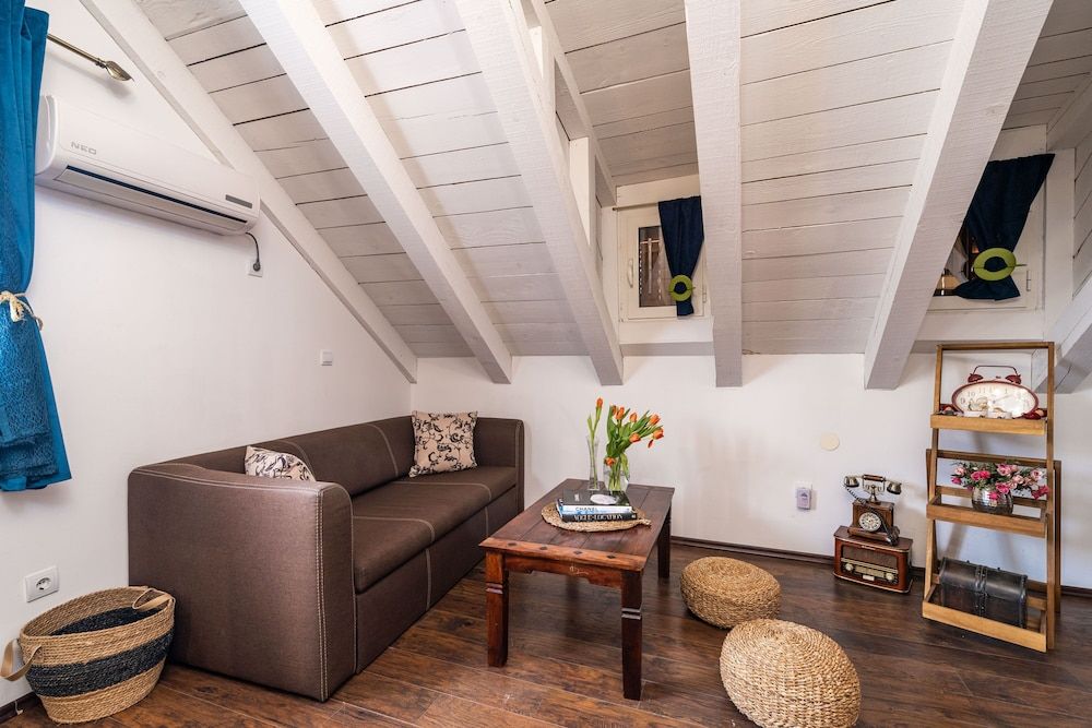 Apartments Plaza Apartment, 1 Bedroom, City View 13