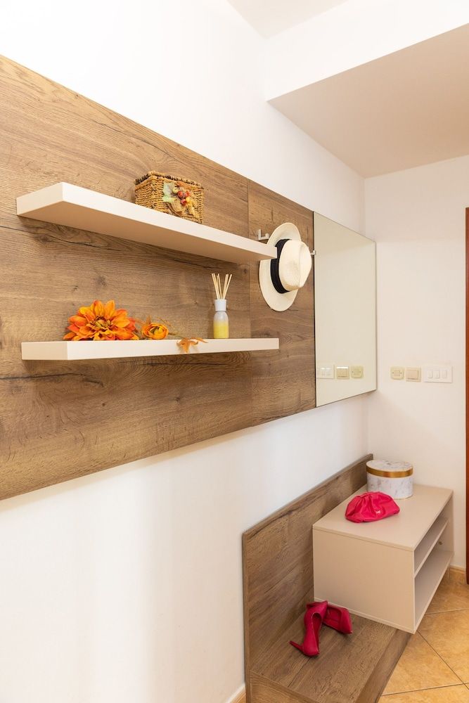 Villa Erna One-Bedroom Apartment with Balcony 13