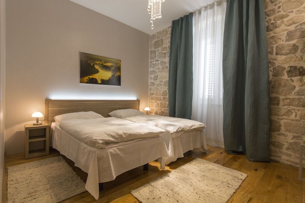 undefined Tifani Luxury Rooms 2