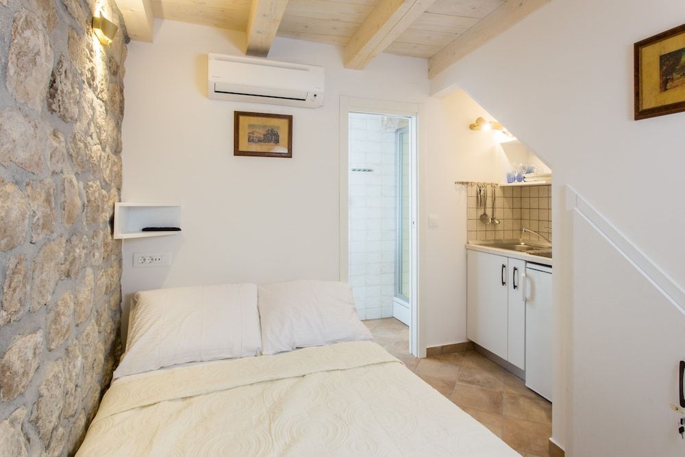 Apartments Bottega Double Room (Ground floor) 2