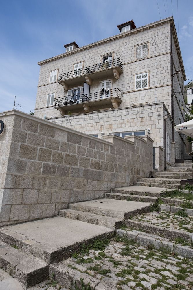 undefined Ragusina luxury apartments 5