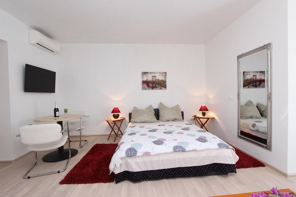 Comfort Studio, 1 Double Bed, Balcony