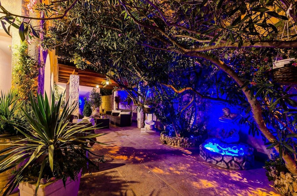 undefined Apartments Aura