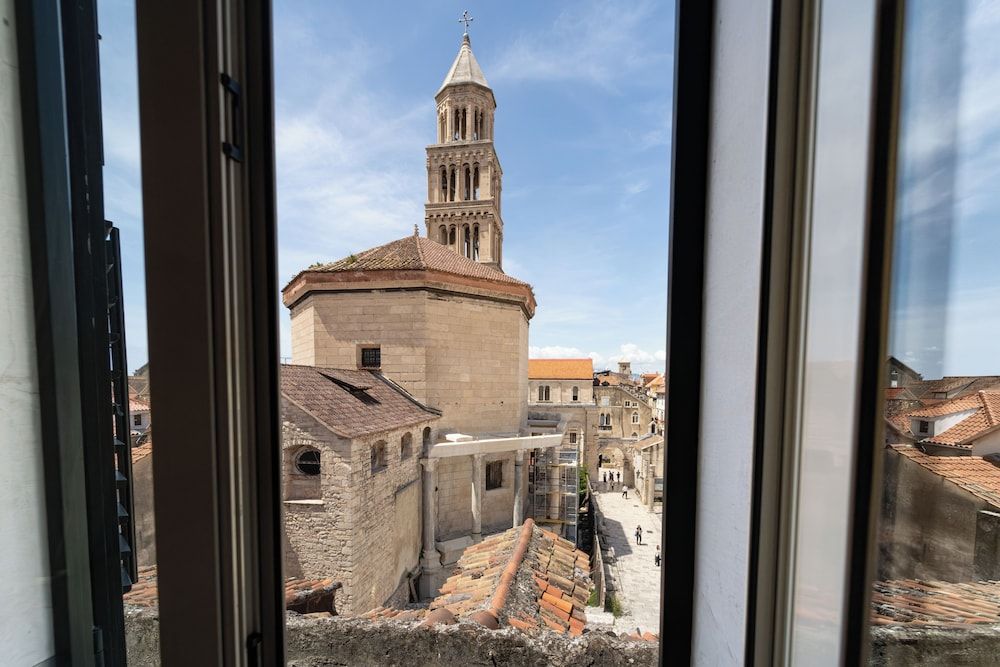 Hotel Peristil Superior Double Room 8