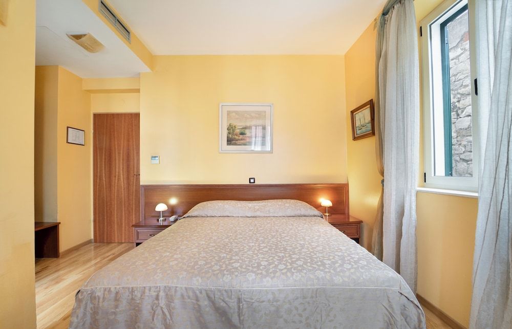 Hotel Peristil Double or Twin Room 5