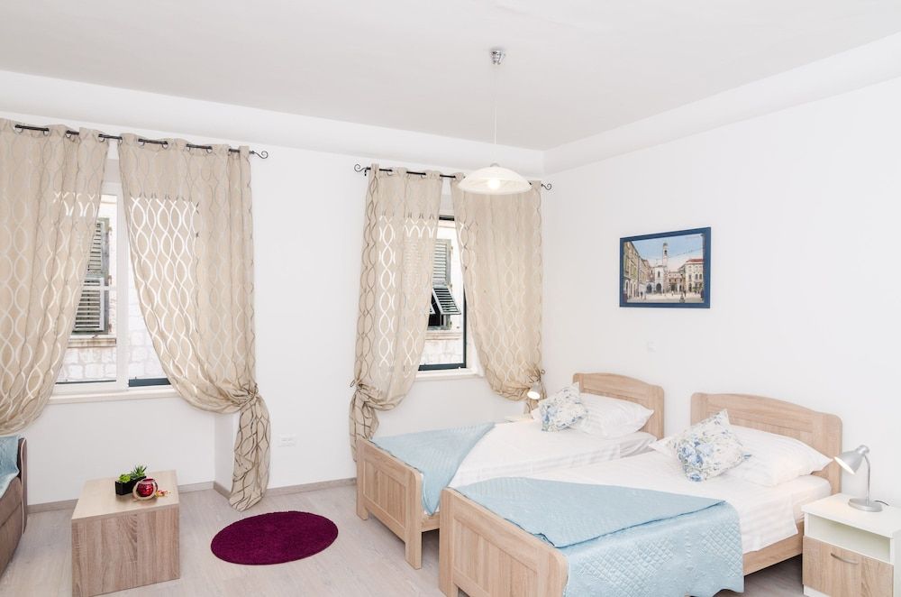 undefined Rooms Tezoro 2