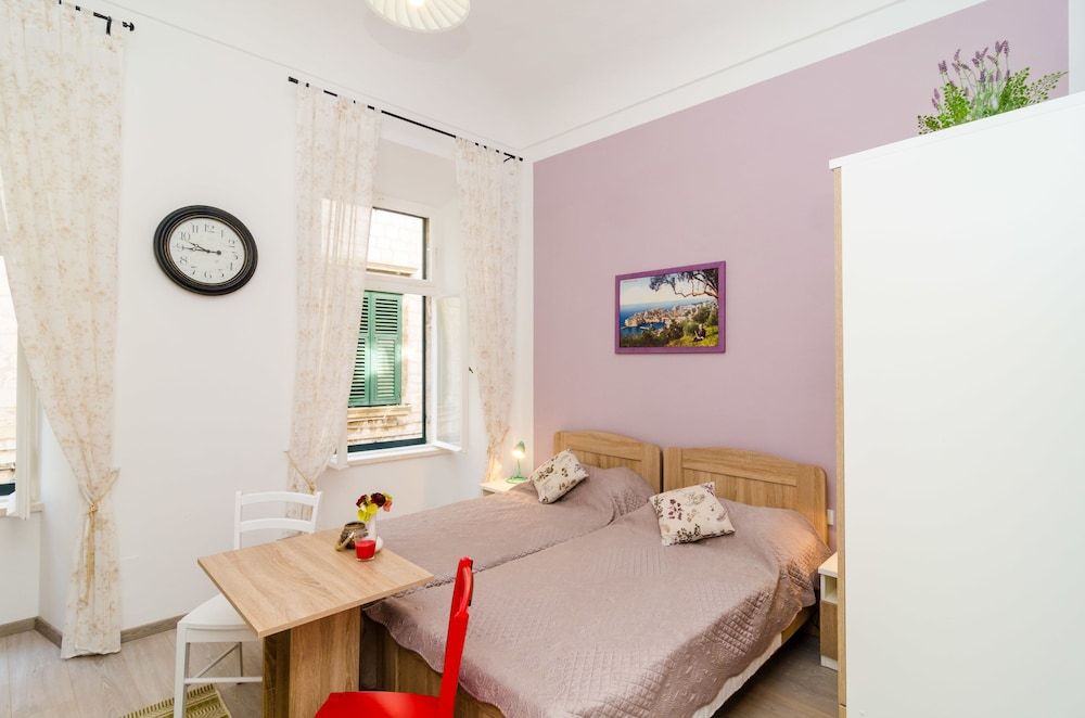 Rooms Tezoro Triple Room, City View 3