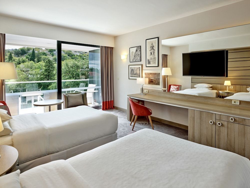 Superior Twin Room, 2 Twin Beds, Partial Sea View