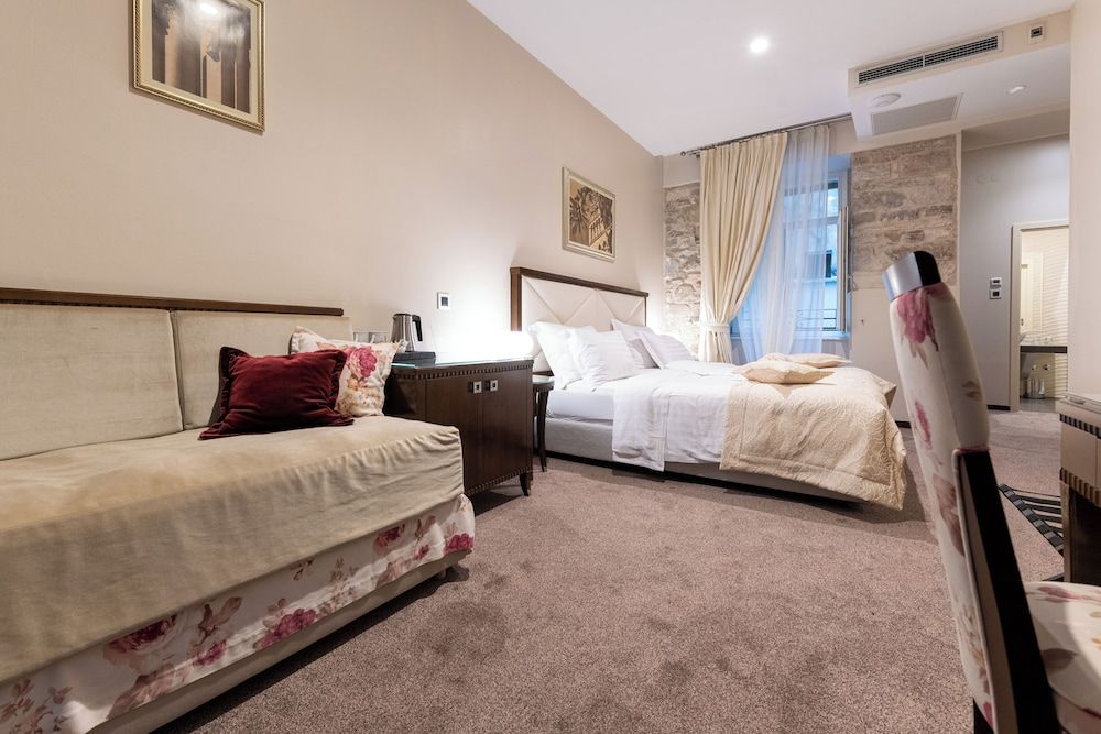 Heritage Hotel Antique Split Superior Double or Twin Room 6