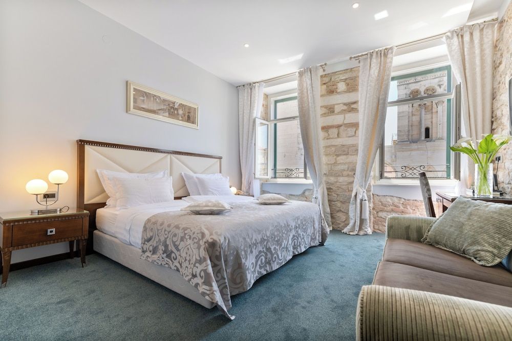 undefined Heritage Hotel Antique Split 4