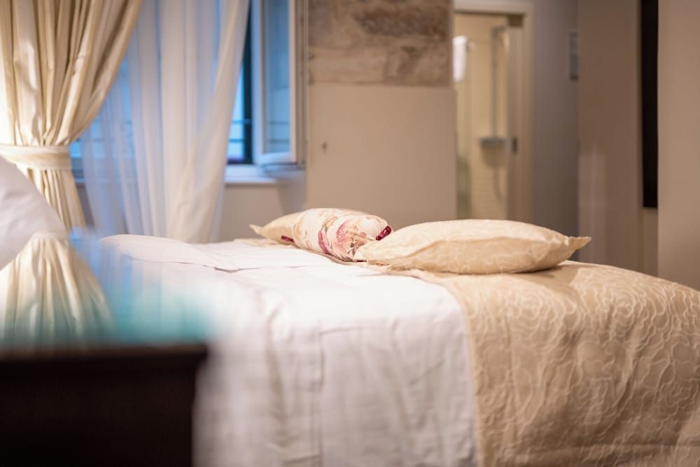 Heritage Hotel Antique Split Superior Double or Twin Room 4