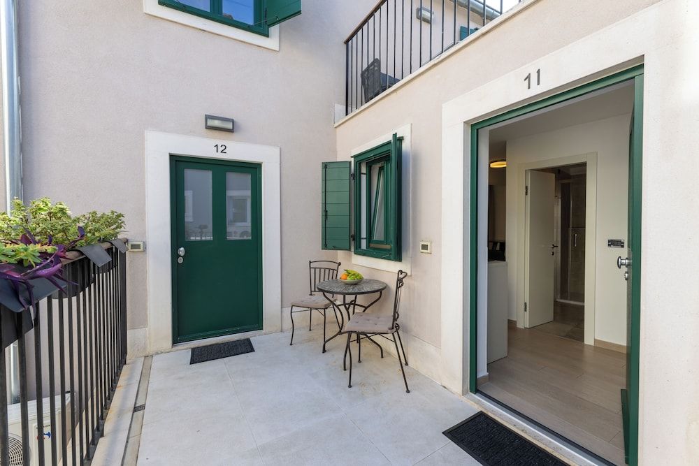 undefined Apartments Korta 8