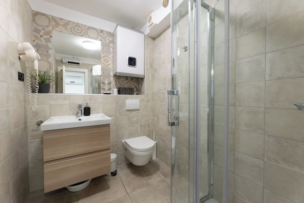 Apartments Korta Economy Studio, 1 King Bed, No Windows, Ground Floor 5