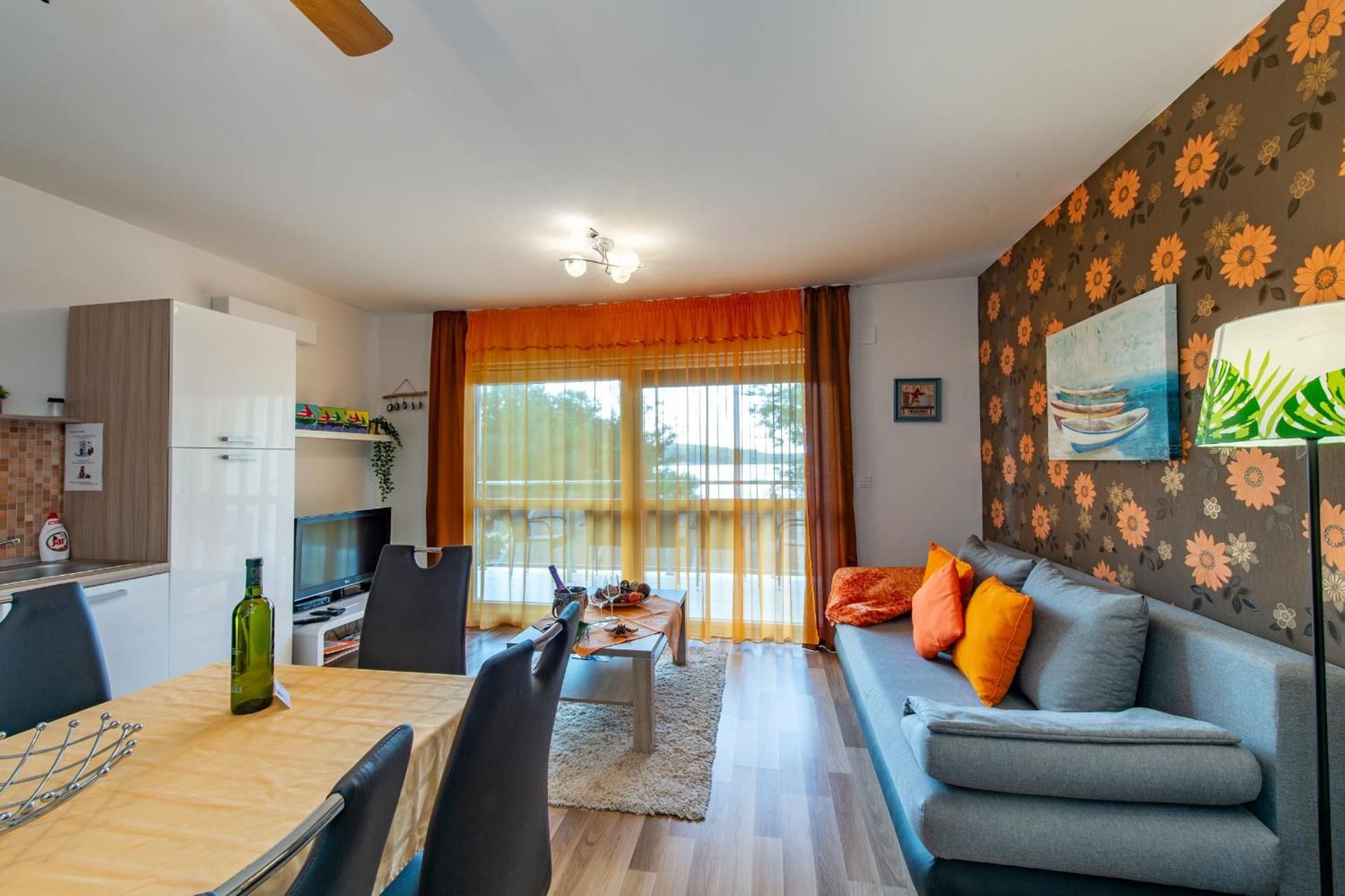 Two-Bedroom Apartment with Terrace with Sea View