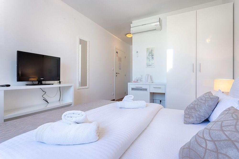 Adriatic Queen Rooms & Apartments Economy Double Room 4