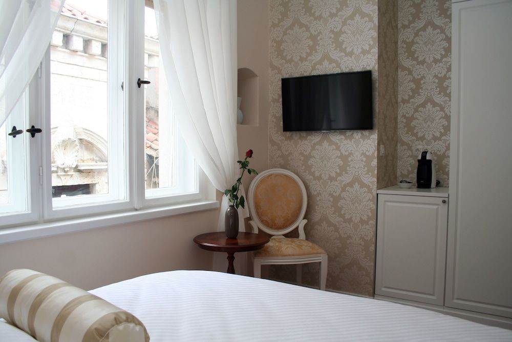 Banica Apartments & Rooms Standard Double Room 13