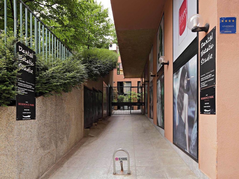 undefined Residence Park 4