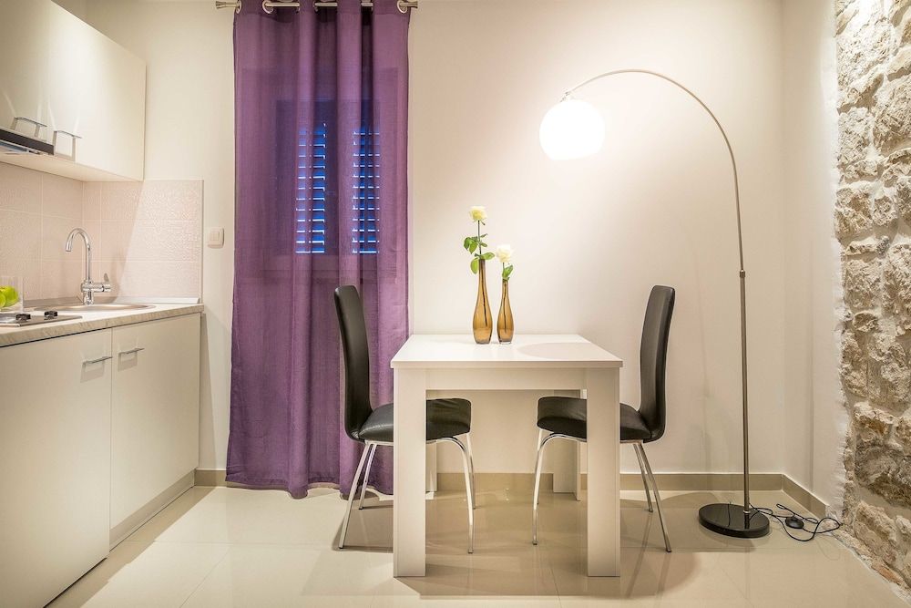 Split Oasis Apartments Superior Studio 13