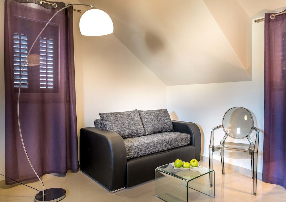 Split Oasis Apartments Superior Studio 14