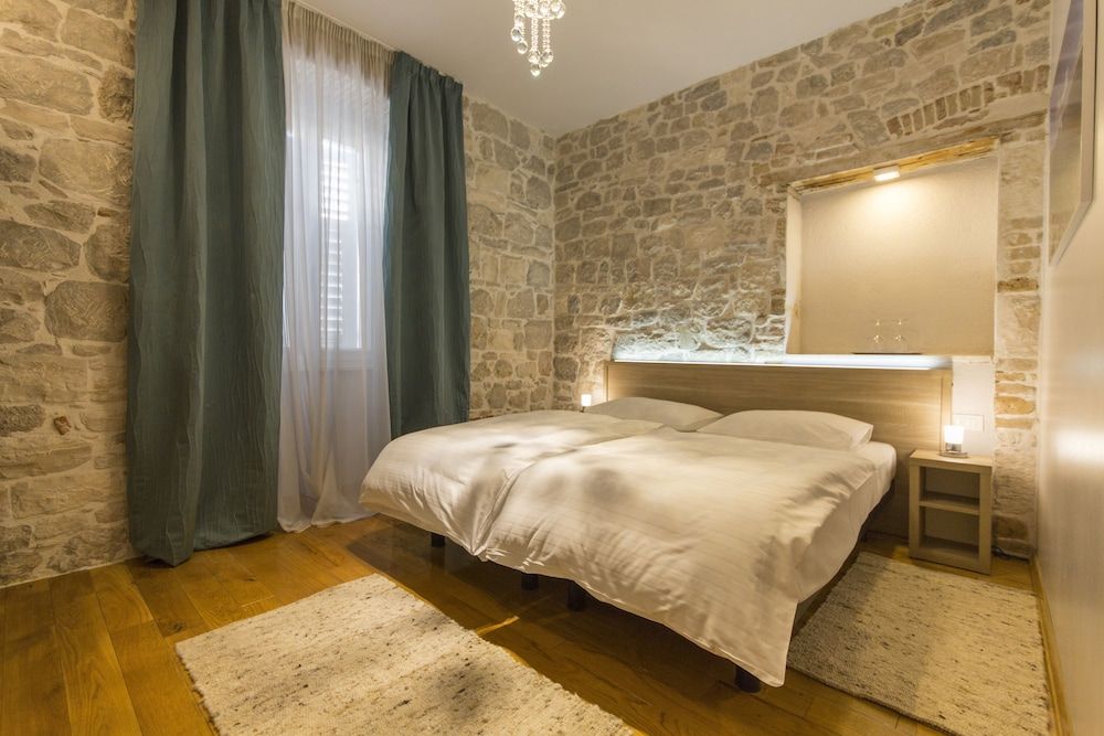 undefined Tifani Luxury Rooms 2