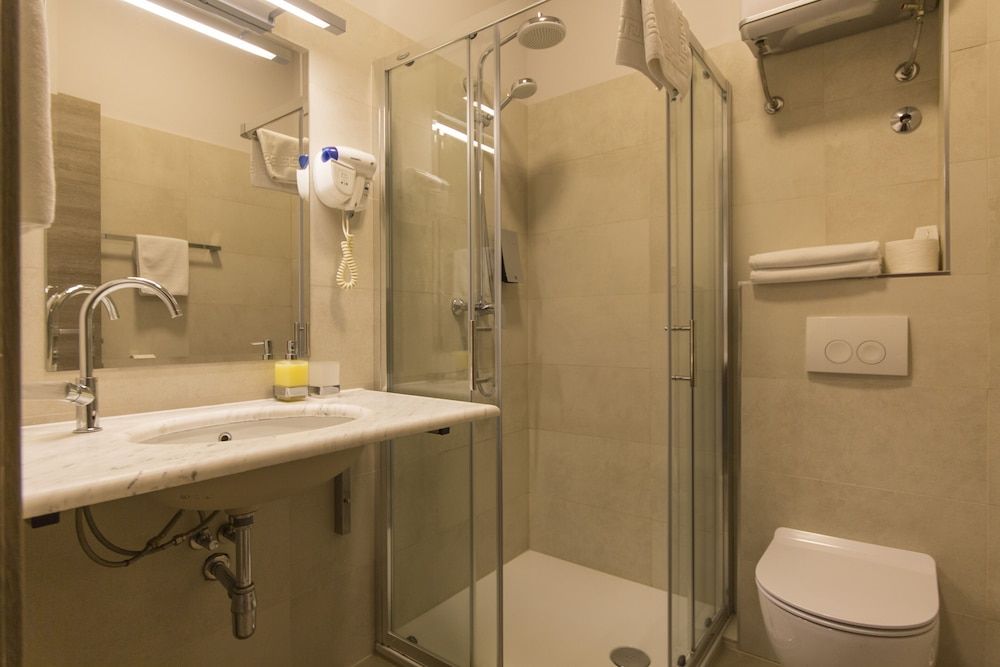 Tifani Luxury Rooms Double or Twin Room 18