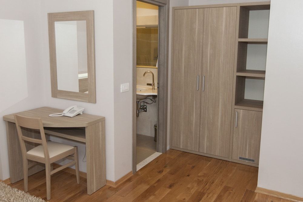 Tifani Luxury Rooms Double or Twin Room 29