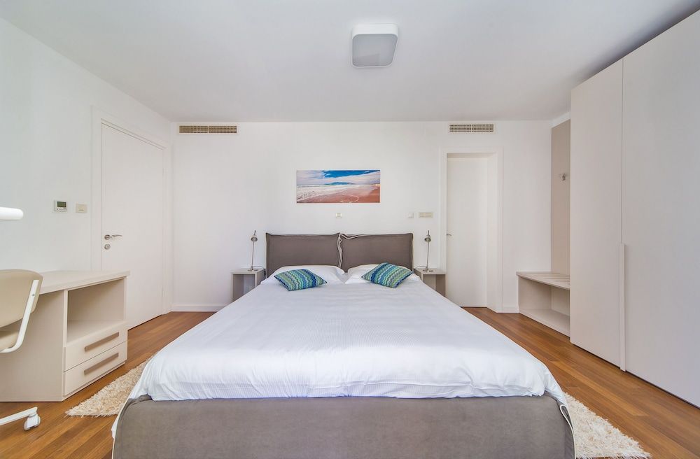 Dubrovnik Luxury Residence - L'Orangerie Deluxe Apartment, 1 Bedroom, Terrace, Garden View