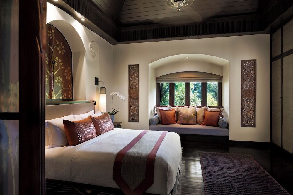 Three Bedroom Grand Residence Villa with Pool