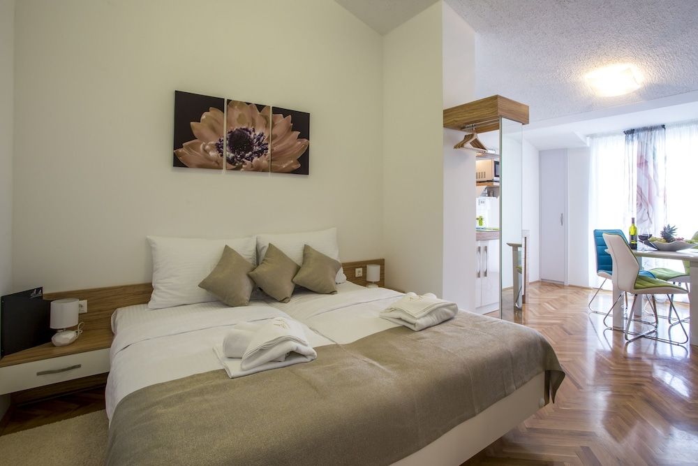 Adrion Aparthotel Studio, Balcony