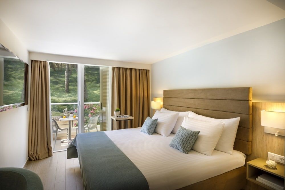 Room for 2 - Designed for Adults