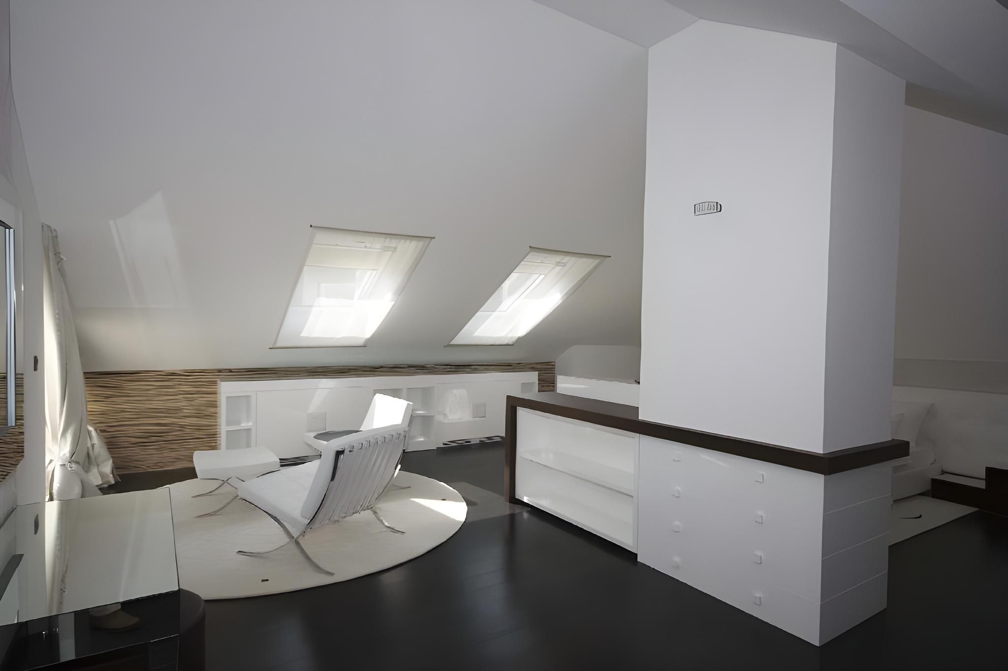 undefined Hotel Marmont Heritage 7