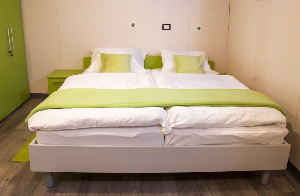 Botel Marina - Hostel